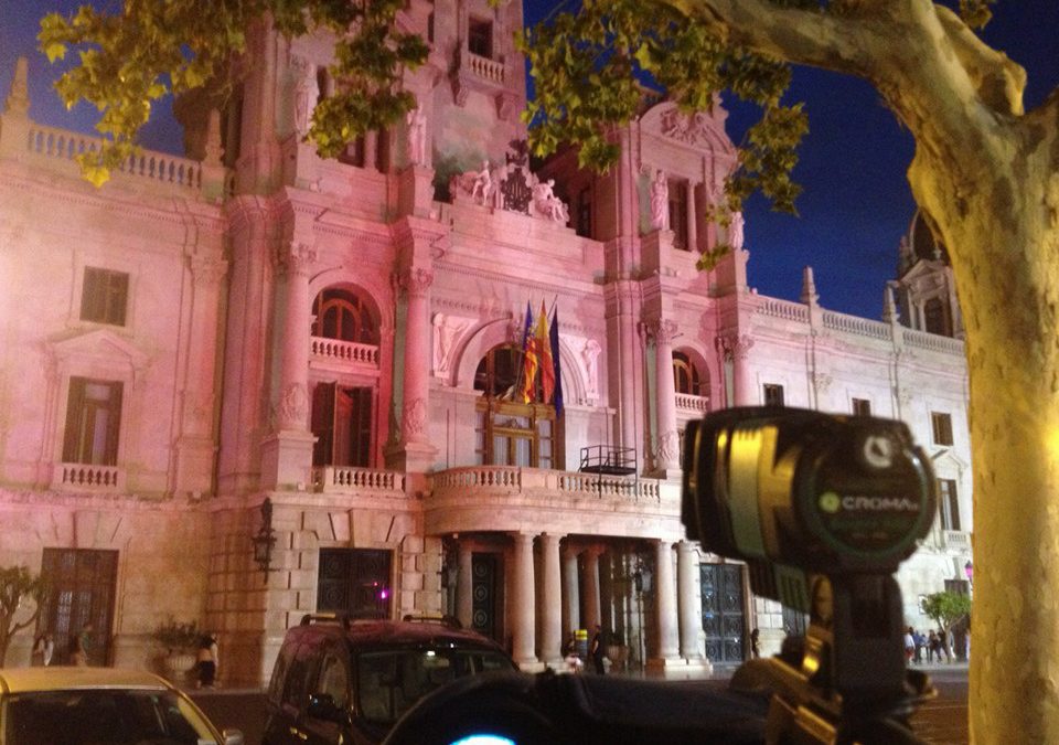 Día mundial de la niña. Once edificios emblemáticos de toda España se tiñen de rosa.